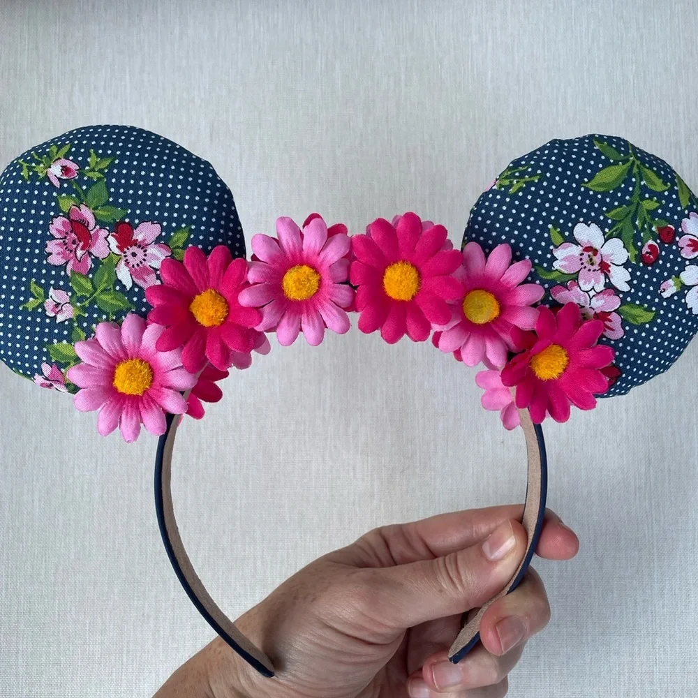 Minnie Mouse ears - Picture 7 of 7
